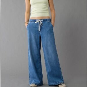 American Eagle pull on jeans